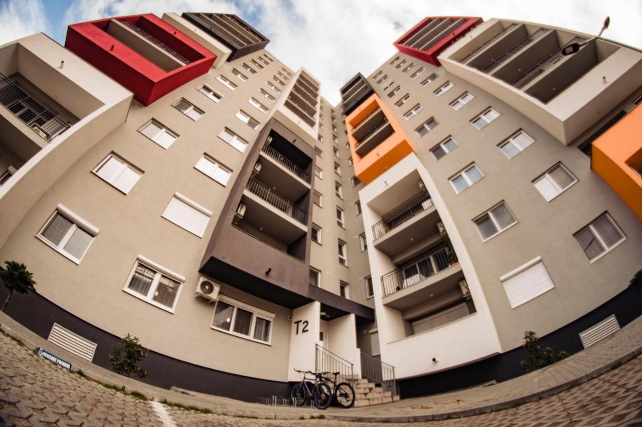 Apartment Gabriela'S Home Oradea Eksteriør billede